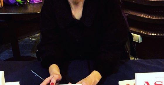 Roser amills con su novela asja