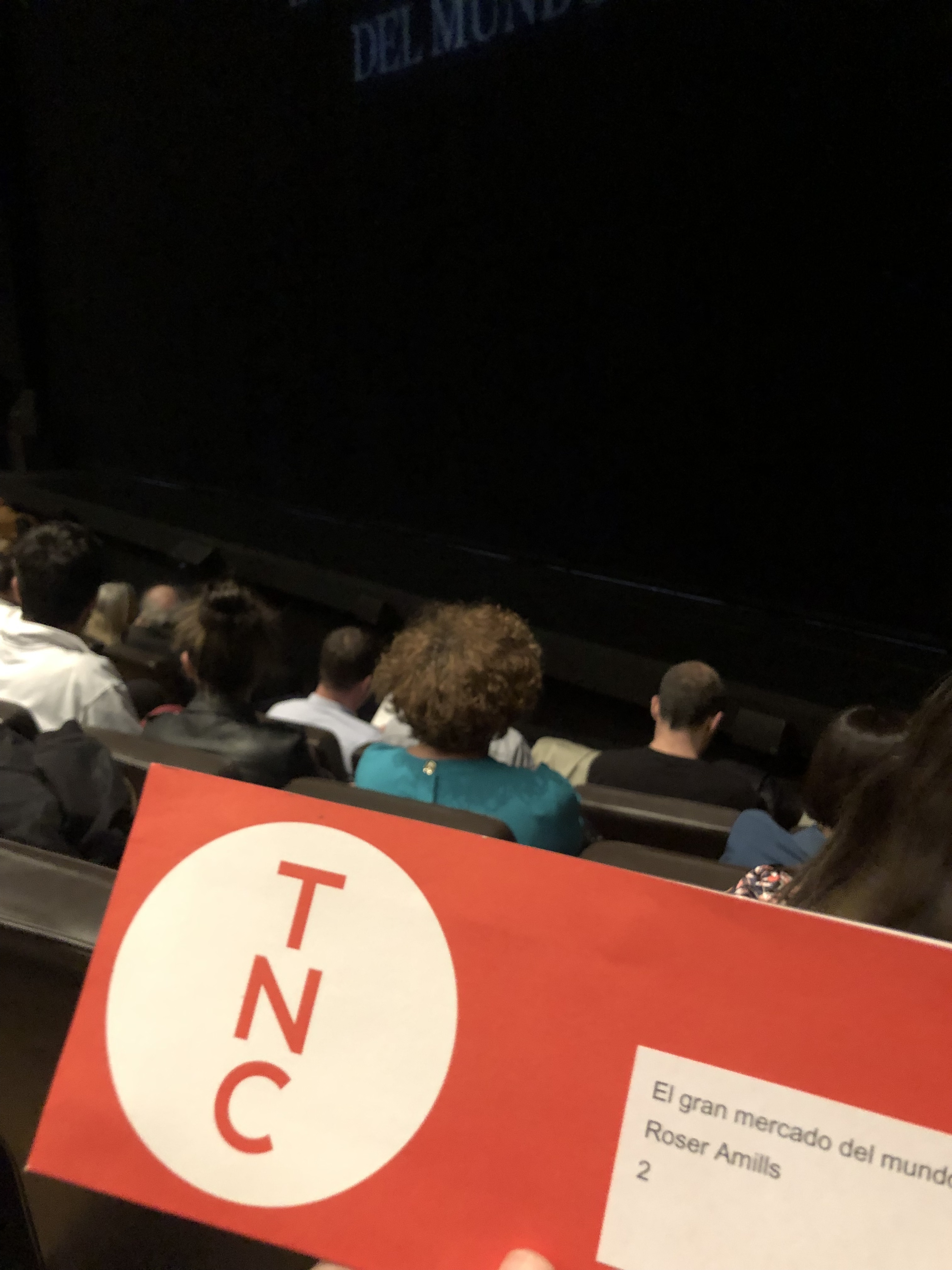 Asistimos al estreno de "El gran mercado del mundo" en el Teatre Nacional de Catalunya