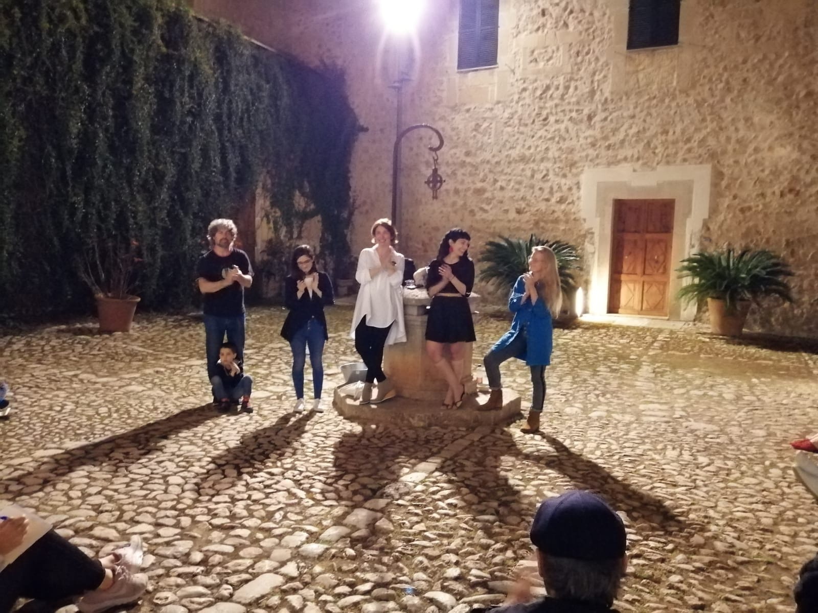 Roser Amills en el II Foro Mujeres Que Marcan 2019 durante la previa en Raixa