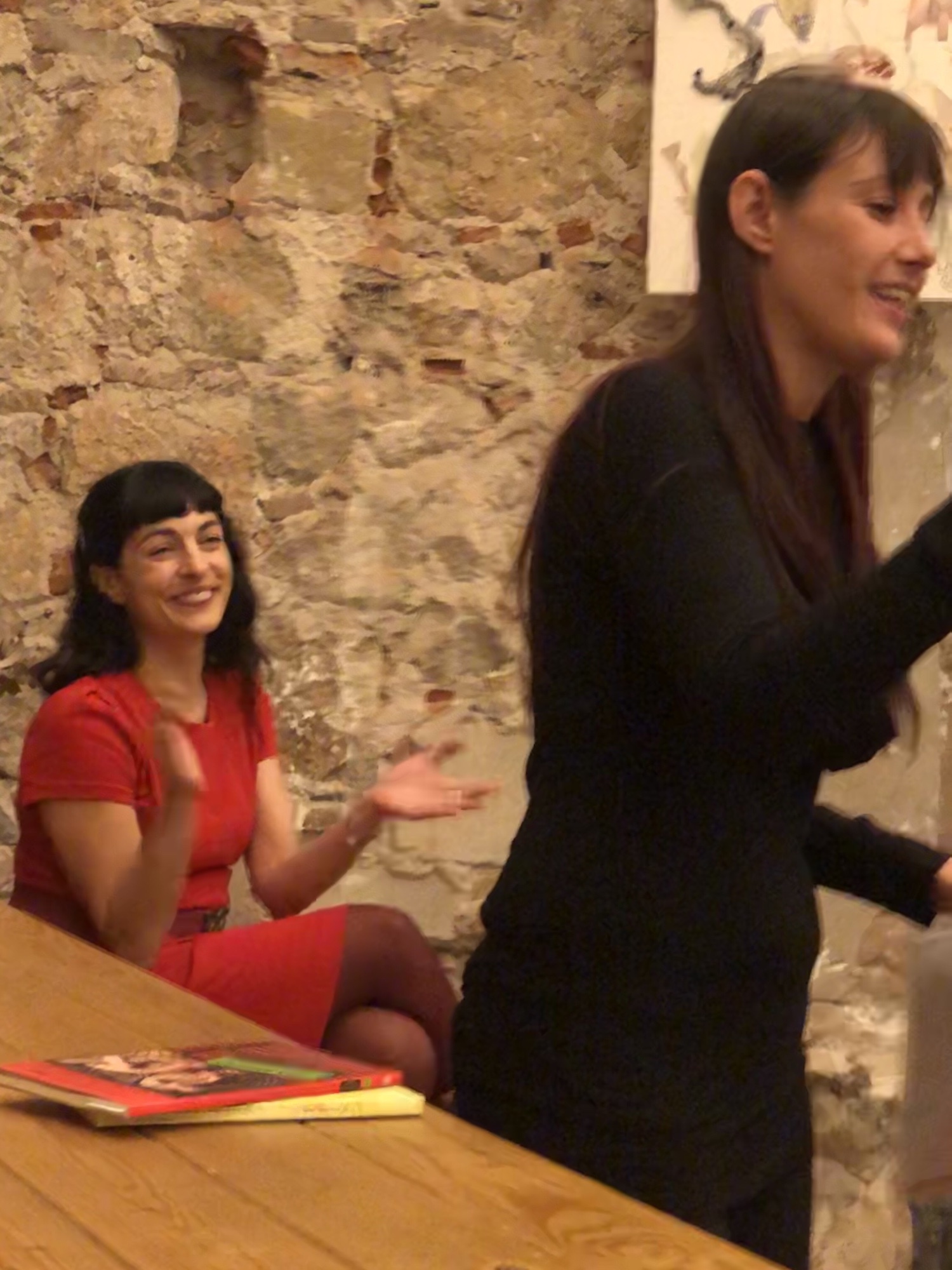 Así fue la presentación de "Poeticas del caos" en la Calders 20 Así fue la presentación de "Poeticas del caos" en la Calders - Roser Amills, escritora mallorquina