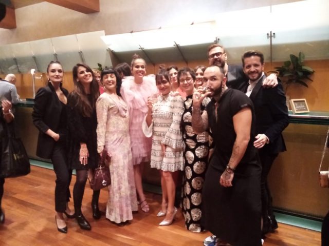 La gala de los Premios Ondas 2019, en imágenes 5 Gala de los Premios Ondas 2019, Roser Amills en el Foyer del Liceu con Las Pepitas BCN, Marta Escalante, Candela Peña, Adria Bas