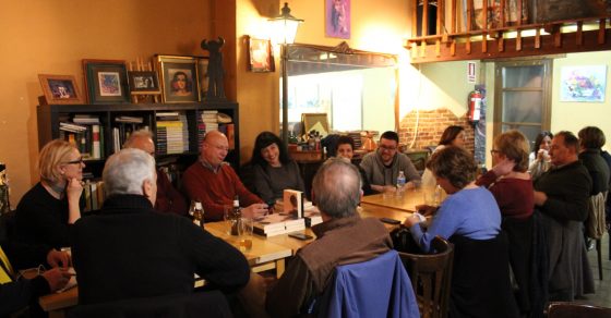 Així va ser Cafè filosòfic del divendres 14-02-20, al Cau de les Arts d'Esplugues de Llobregat 3 Roser Amills presenta la seva novel:la sobre Asja Lacis a El Cau de les Arts d'esplugues