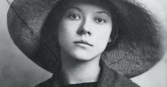 Retrato De Asja Lacis