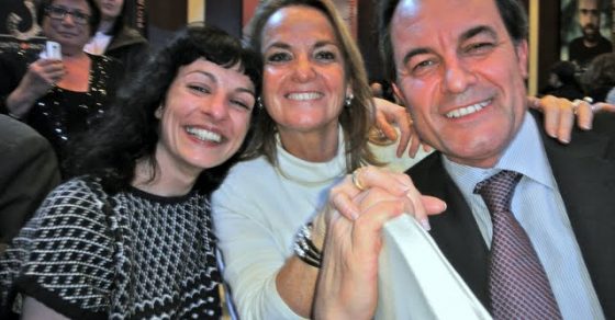 artur mas y elena rakosnic con roser amills
