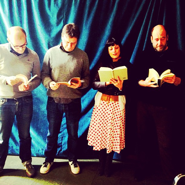 Roser Amills Emili Manzano Enric Juste I Juan Pablo Caja El Plaer De La Lectura