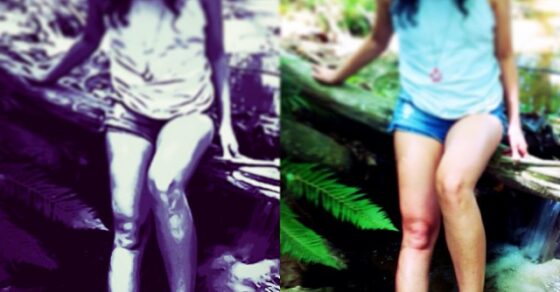 Roser Amills sentada en un tronco con los pies en un arroyo del bosque, en dos versiones de color