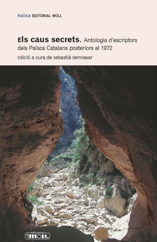 Cubierta de «Els caus secrets»