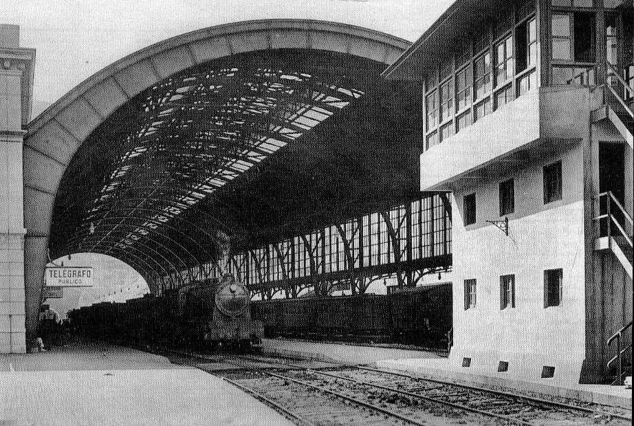 La estación de tren de Portbou, en la frontera entre Cataluña y Francia