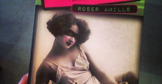 Tot un honor saber que Anna Gómez llegeix les Las 1001 fantasías. I tu? Regala't i regala fantasies!!!!