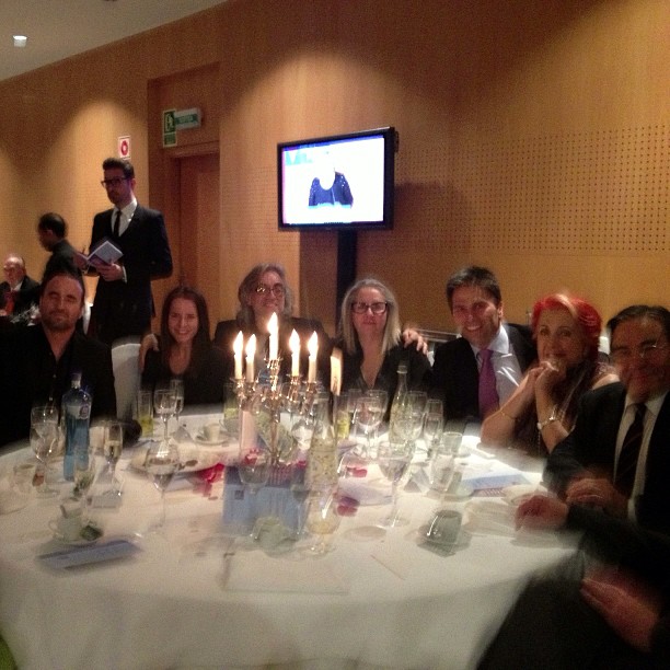 La mejor mesa de la gala de los Premios Micrófono de Oro de la APEI-PRTVI 2012, con Rosa Maria Calaf