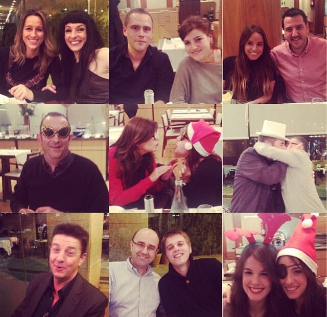 Col·lage de nou fotos de l'equip de Vespre a La 2 a la festa de Nadal, amb barrets de Nadal i banyes de rendeer