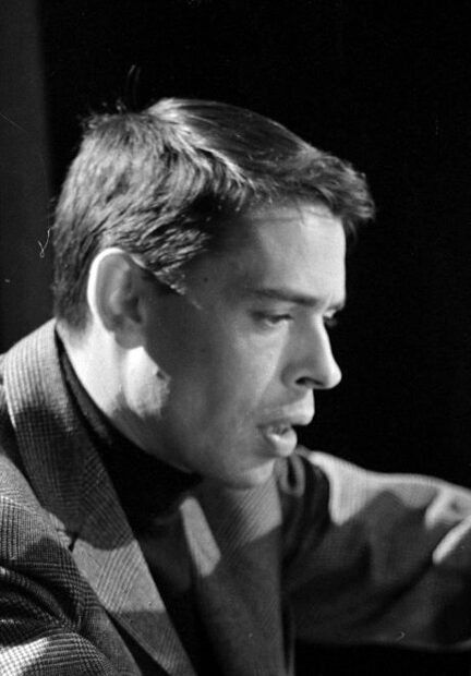 El cantautor Jacques Brel en 1963