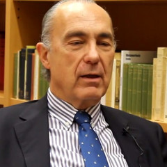 Luis Alberto de Cuenca