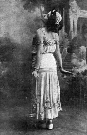 Margarida Xirgu caracterizada como Salomé en la revista Feminal del 25 de septiembre de 1910