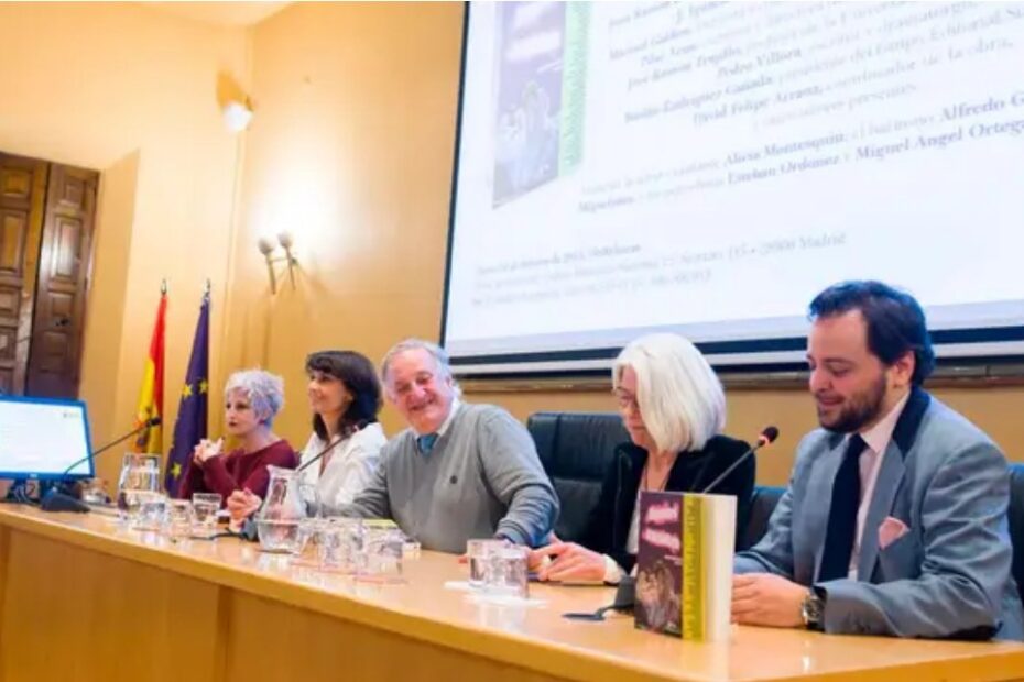 La Razón | 52 autores le cantan a un San Valentín «canalla», con Roser Amills en «Amores canallas»