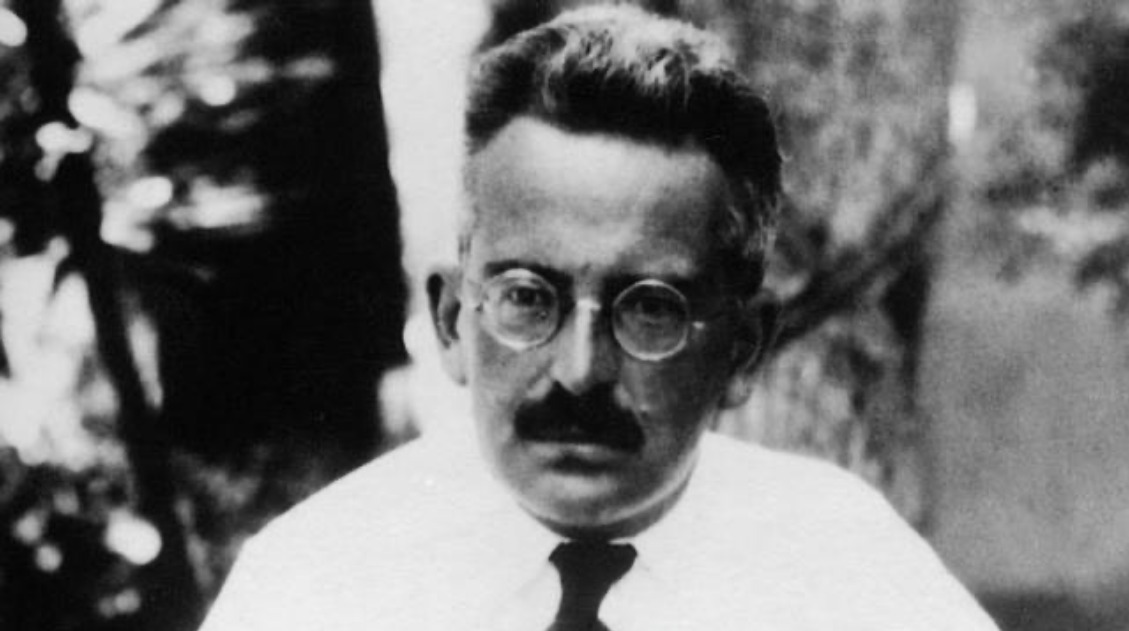 El filósofo Walter Benjamin en Ibiza en 1932, foto del reportaje de El Periódico